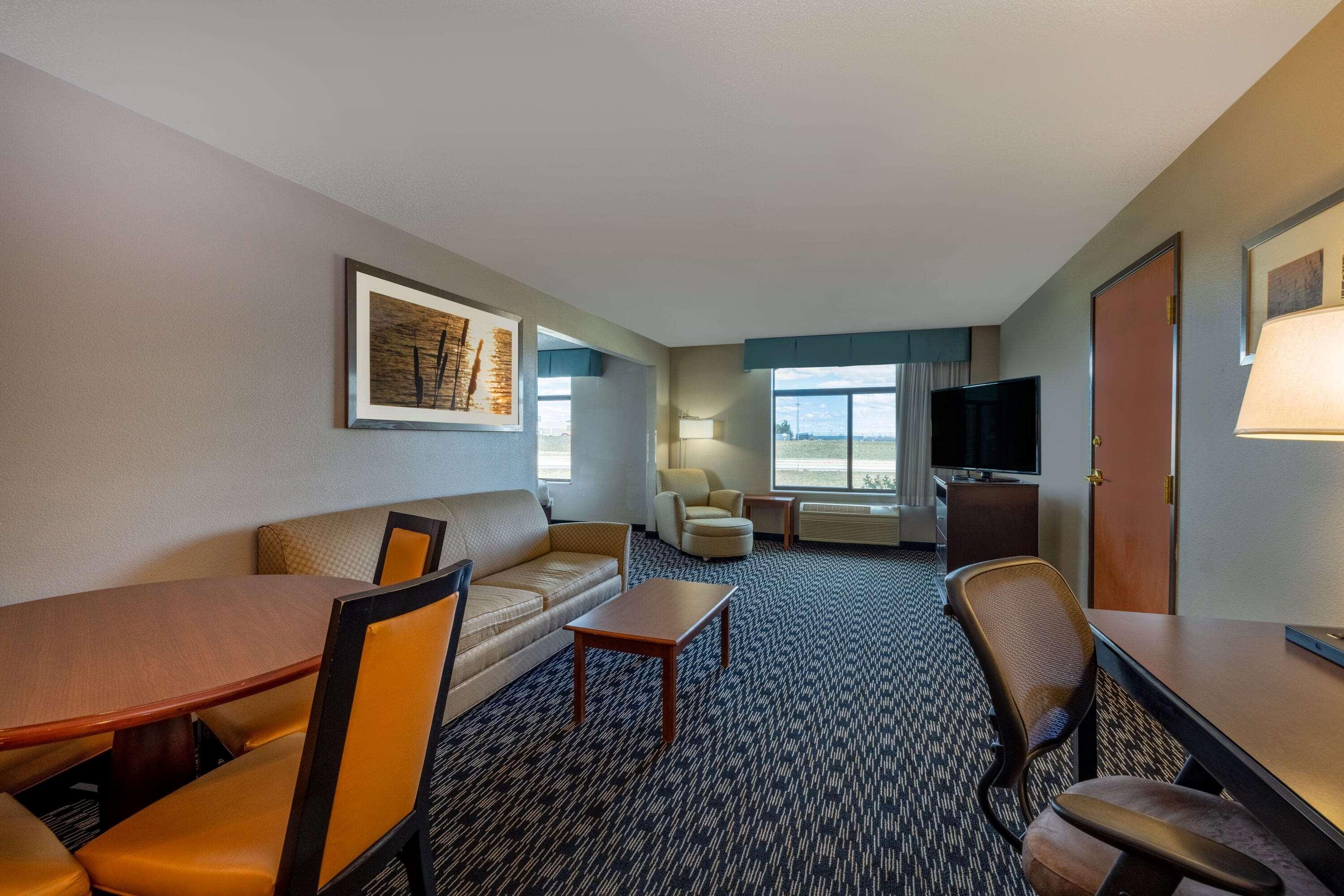 Wingate By Wyndham Gillette Hotel Exterior foto
